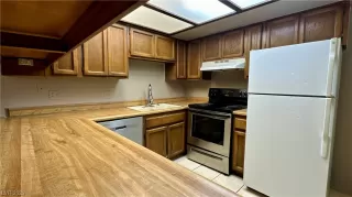 Photo #1: 2526449 Listing