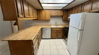 Photo #2: 2526449 Listing