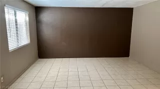 Photo #5: 2526449 Listing