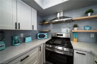 Photo #6: 2526459 Listing