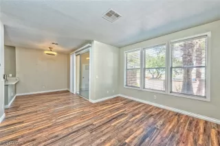 Photo #3: 2526467 Listing 