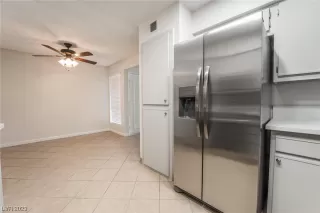 Photo #6: 2526478 Listing