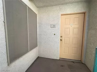 Photo #2: 2526480 Listing 