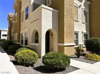Photo #1: 2526490 Listing 