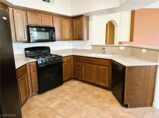 Photo #6: 2526490 Listing 