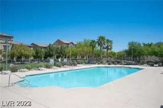 Photo #1: 2526500 Listing