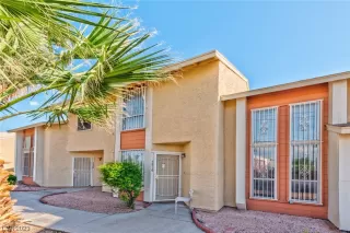 Photo #1: 2526520 Listing