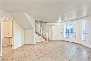 Photo #5: 2526520 Listing