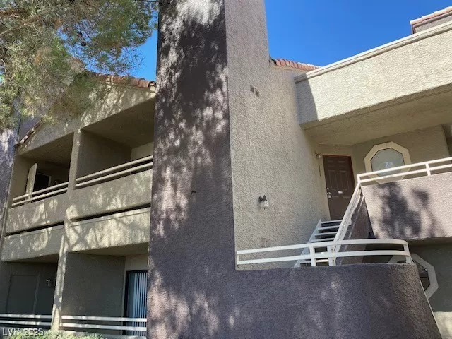 MLS: 2526523 Condo For Sale