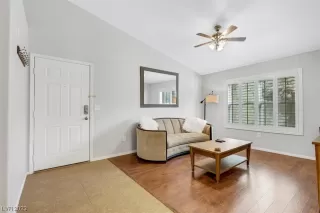 Photo #3: 2526534 Listing 