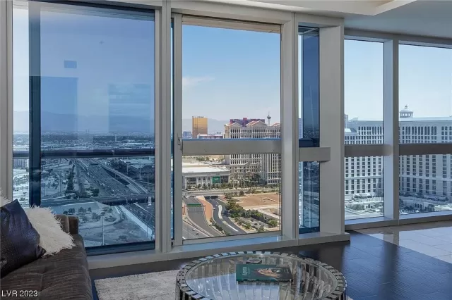 MLS: 2526622 Condo For Sale