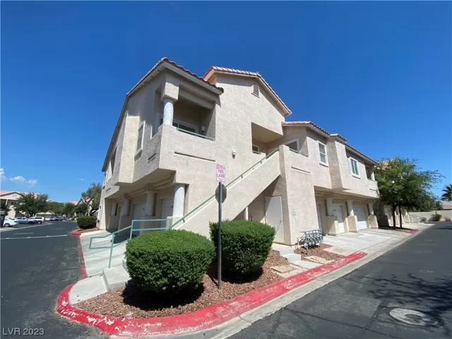 MLS: 2526630 Condo For Sale