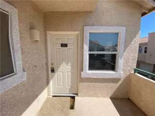 Photo #1: 2526630 Listing 