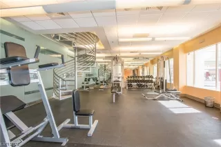 Photo #4: 2526644 Listing