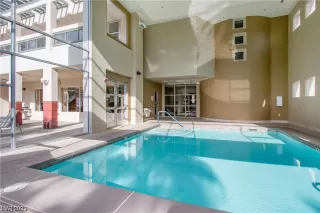 Photo #5: 2526644 Listing