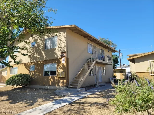 MLS: 2526676 Condo For Sale