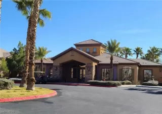 Photo #3: 2526682 Listing