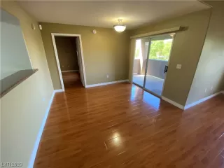 Photo #3: 2526724 Listing 