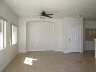 Photo #5: 2526749 Listing 