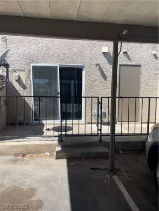 Photo #4: 2526775 Listing