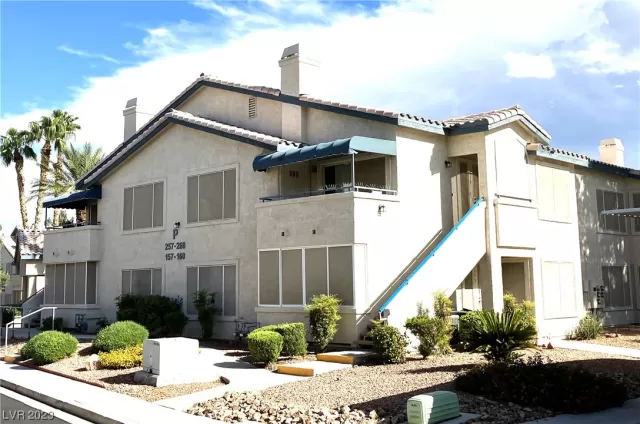 MLS: 2526782 Condo For Sale