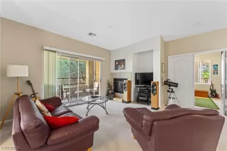 Photo #4: 2526809 Listing 