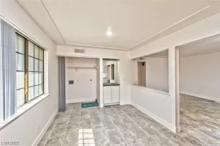 Photo #1: 2526842 Listing 