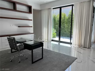 Photo #4: 2526850 Listing 