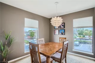 Photo #6: 2526859 Listing