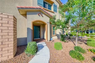 Photo #3: 2526869 Listing