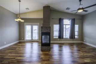 Photo #5: 2526887 Listing 