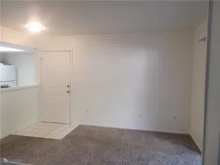 Photo #1: 2526896 Listing 