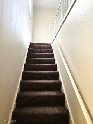 Photo #5: 2526947 Listing 