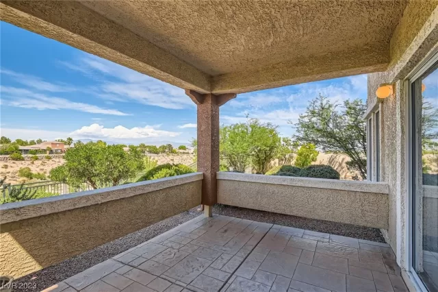 MLS: 2526950 Condo For Sale