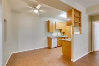 Photo #2: 2526984 Listing 