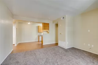 Photo #3: 2526984 Listing 