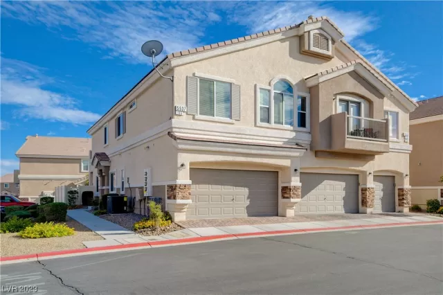 MLS: 2526986 Condo For Sale