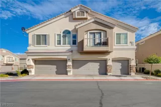Photo #1: 2526986 Listing 