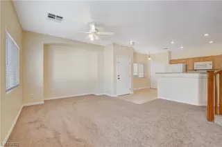 Photo #6: 2526986 Listing 