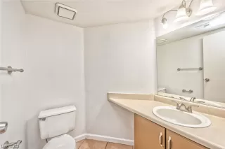 Photo #6: 2526991 Listing