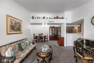 Photo #6: 2527062 Listing