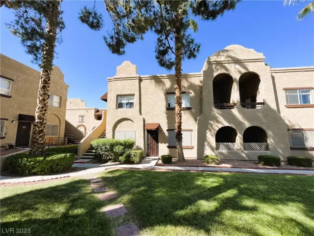 MLS: 2527085 Condo For Sale