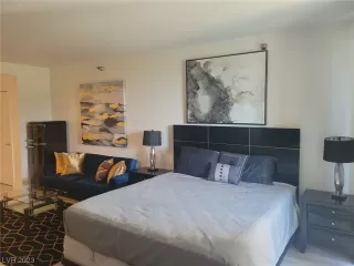 Photo #4: 2527101 Listing 