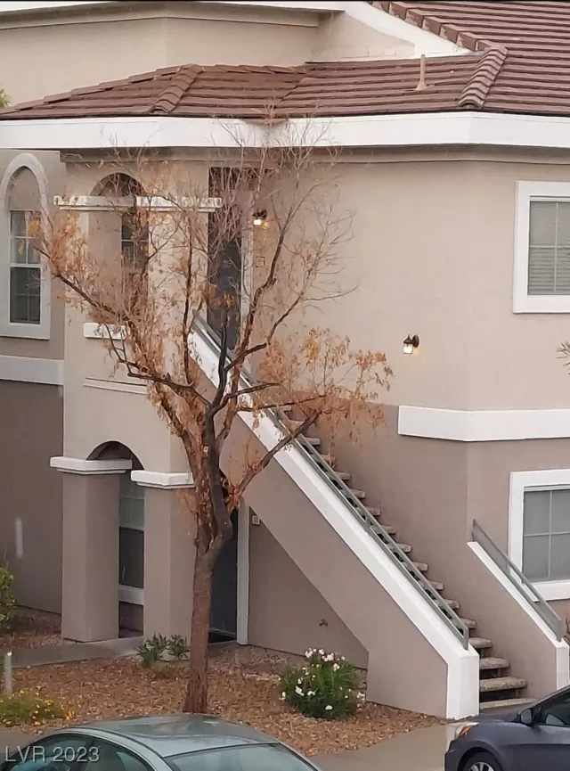 MLS: 2527158 Condo For Sale