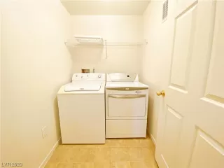 Photo #5: 2527179 Listing 