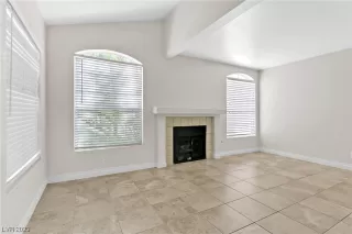 Photo #5: 2527186 Listing 