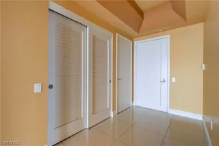 Photo #1: 2527189 Listing