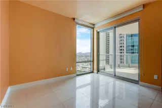 Photo #3: 2527189 Listing