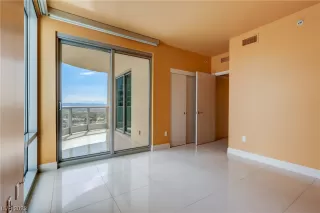 Photo #4: 2527189 Listing