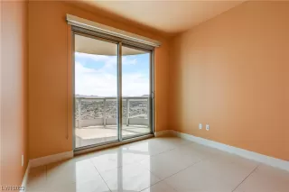 Photo #6: 2527189 Listing